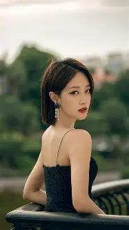 张凌赫红毯,海胆头引关,独特造型解,乐竞体育官网,APP下载,注册领彩金,官方网站,网站入口